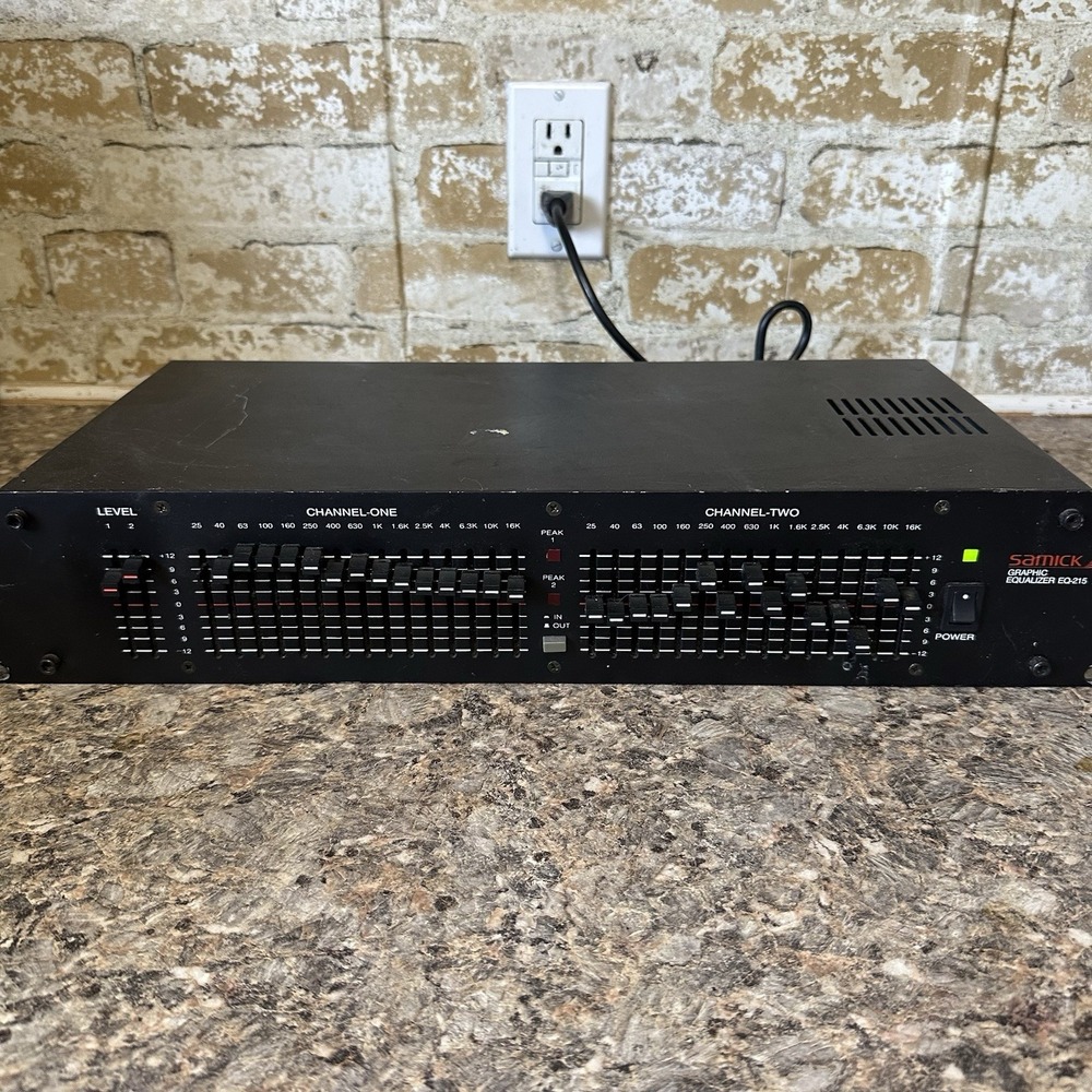 Samick EQ-215 Stereo 15 Band Graphic Equalizer Tested Working Used